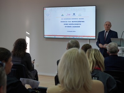 Konferencja Edukacja dla bezpieczeństwa
