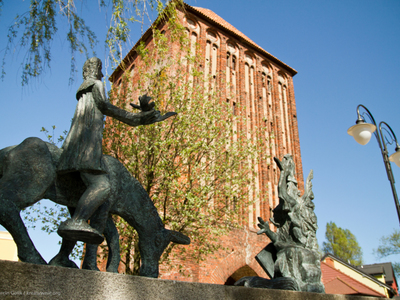 Pomnik Chrystus przybywa do Sławna
