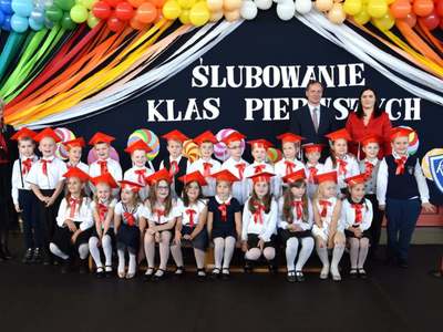 Ślubowanie klas pierwszych w Szkole Podstawowej nr 3