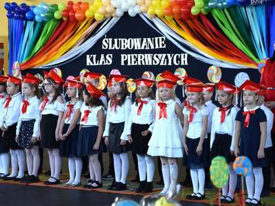 Ślubowanie klas pierwszych w Szkole Podstawowej nr 3