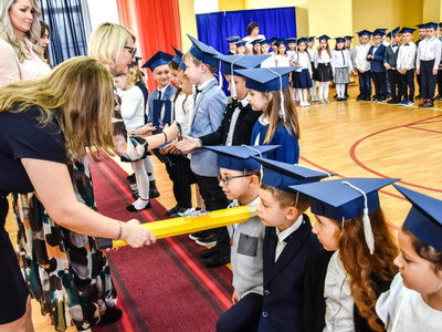 Ślubowanie klas pierwszych w Szkole Podstawowej nr 2