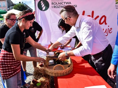 Piknik z produktem Polskim w Sławnie