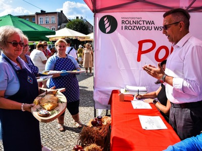 Piknik z produktem Polskim w Sławnie