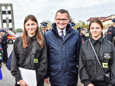 Przekazanie promes dla Młodzieżowych Drużyn Pożarniczych