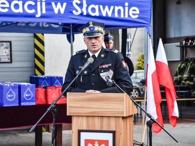 Przekazanie promes dla Młodzieżowych Drużyn Pożarniczych