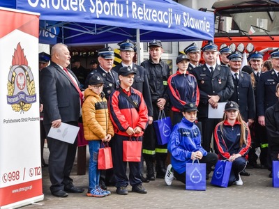 Przekazanie promes dla Młodzieżowych Drużyn Pożarniczych