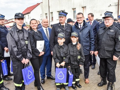 Przekazanie promes dla Młodzieżowych Drużyn Pożarniczych