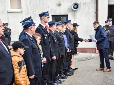 Przekazanie promes dla Młodzieżowych Drużyn Pożarniczych