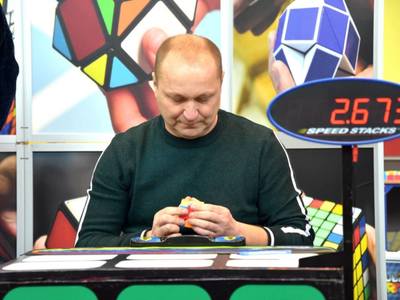 I Mistrzostwa Sławna w układaniu kostki rubika