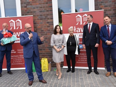 Symboliczne otwarcie zmodernizowanego budynku SP2