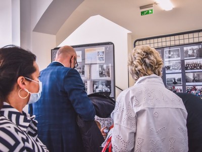 Symboliczne otwarcie zmodernizowanego budynku SP2