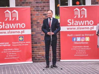Symboliczne otwarcie zmodernizowanego budynku SP2