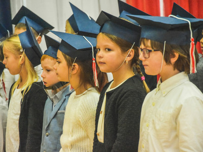 Ślubowanie klas pierwszych w Szkole Podstawowej nr 2 w Sławnie