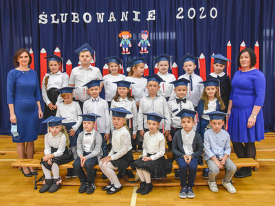 Ślubowanie klas pierwszych w Szkole Podstawowej nr 2 w Sławnie