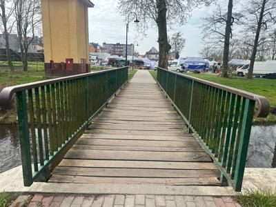 Remont kładek pieszych w centrum Sławna