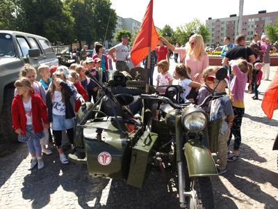 Rozpoczyna się Międzynarodowy Zlot Historycznych Pojazdów Wojskowych i Samolotów