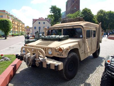 Rozpoczyna się Międzynarodowy Zlot Historycznych Pojazdów Wojskowych i Samolotów