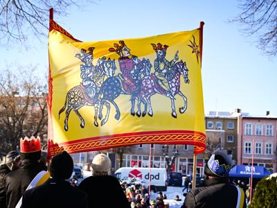 Ulicami Sławna przeszedł Orszak Trzech Króli