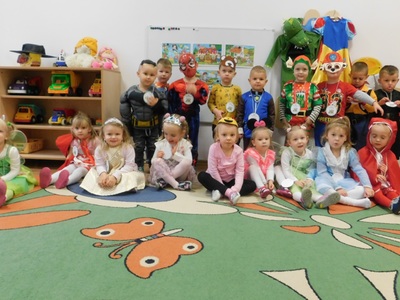 
Kolorowy i bajkowy dzień w Przedszkolu nr 1 w Sławnie
