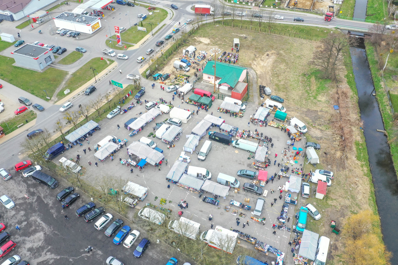 
Prace geotechniczne na miejskim targowisku
