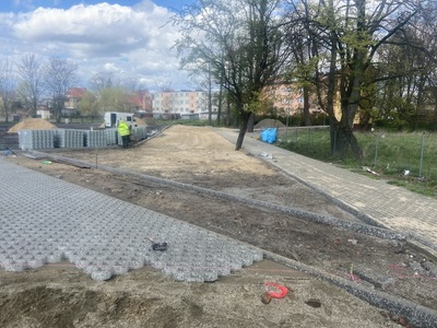 
Trwają prace na miejskim targowisku
