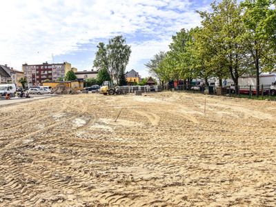 
Prace na targowisku miejskim
