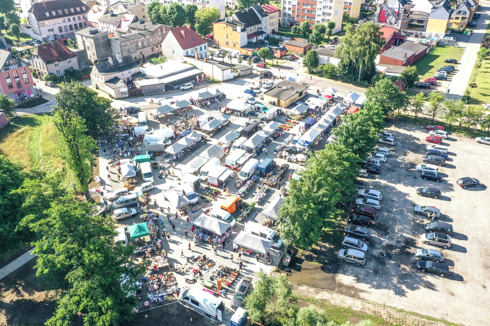 
Zakończono modernizację miejskiego targowiska
