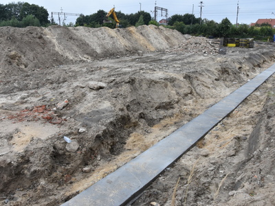 
Trwają prace przy budowie nowoczesnego Parku Handlowego w Sławnie...
