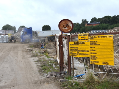
Trwają prace przy budowie nowoczesnego Parku Handlowego w Sławnie...
