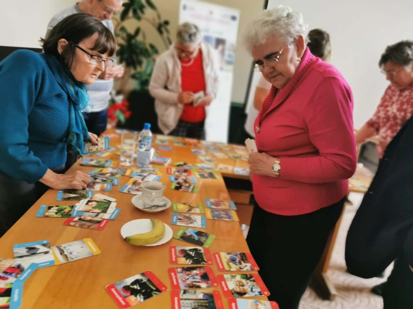 
Gramy do jednej bramki
