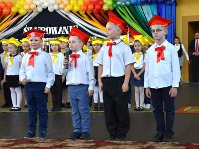 
Ślubowanie klas pierwszych w Szkole Podstawowej nr 3
