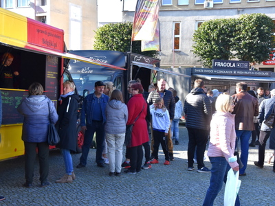 
Udany weekendowy Festiwal Smaków Food Trucków
