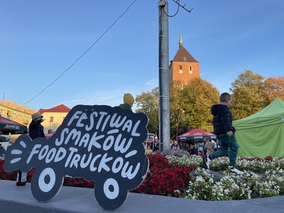 
Udany weekendowy Festiwal Smaków Food Trucków
