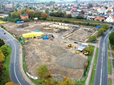 Trwają intensywne prace przy budowie nowoczesnego Parku Handlowego