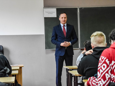 
Lekcja o ekologii z burmistrzem Sławna
