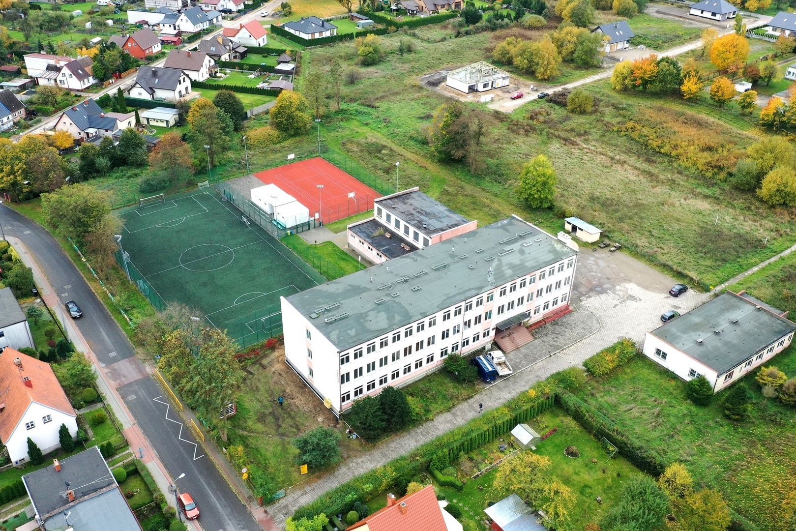 Ruszyły prace przy przebudowie i przystosowaniu budynków