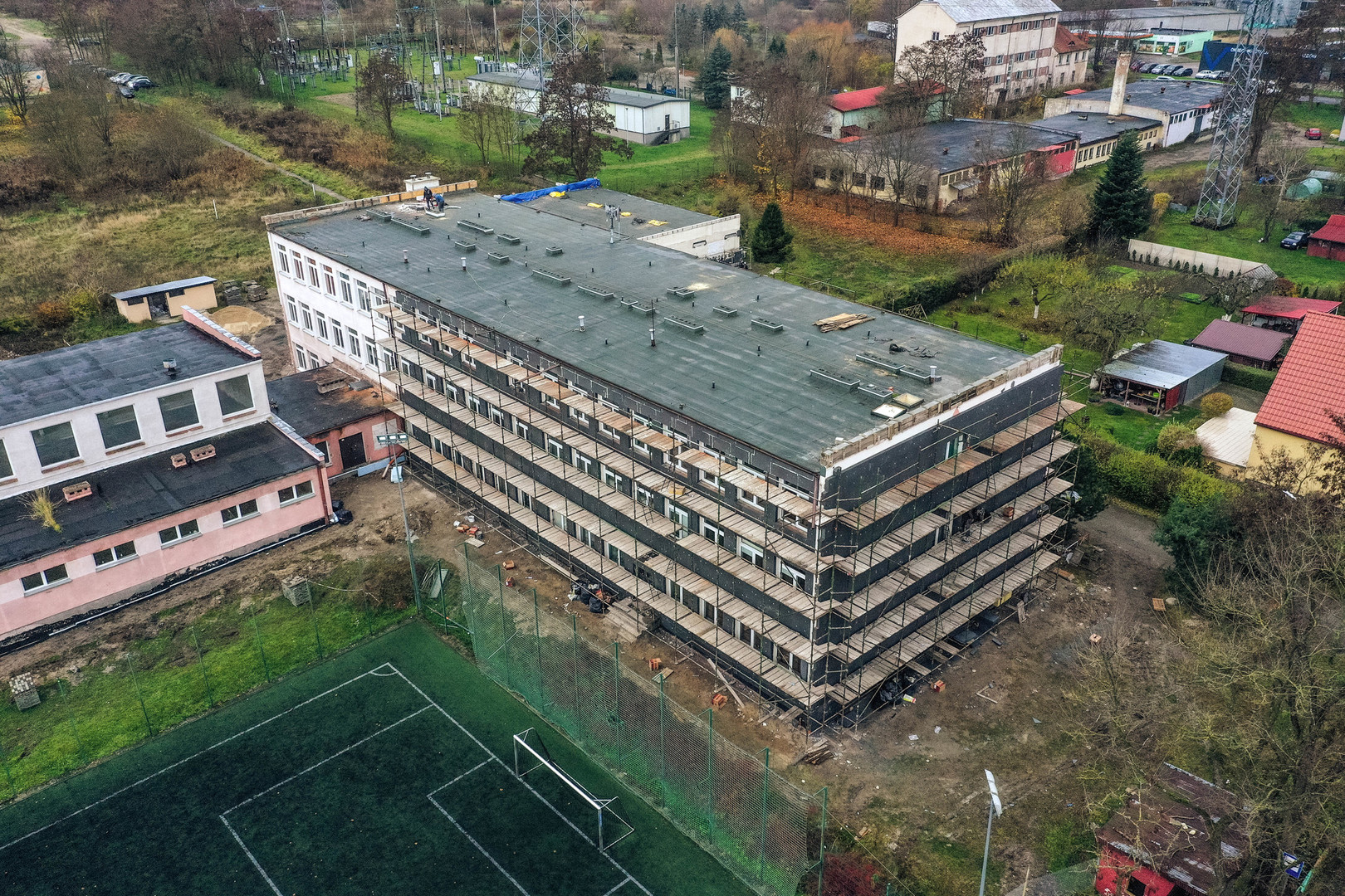 
Trwają prace przy przebudowie budynków przy ul. Kossaka 31
