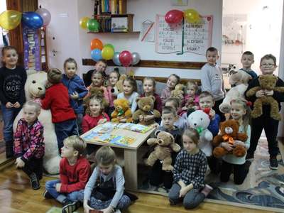 Na urodzinach Pluszowego Misia