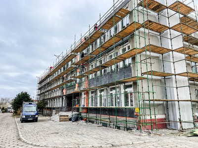 
Trwają prace przy przebudowie budynków przy ul. Kossaka 31
