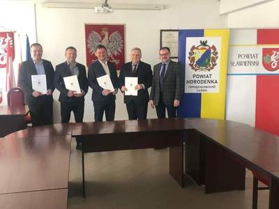 Podpisano umowę na wsparcie psychologiczno-pedagogiczne dla sławieńskich...