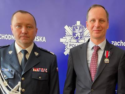 Brązowy Medal za Zasługi dla Policji dla burmistrza Sławna...