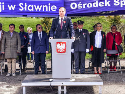 
Uroczyste obchody Dnia Flagi Rzeczypospolitej Polskiej
