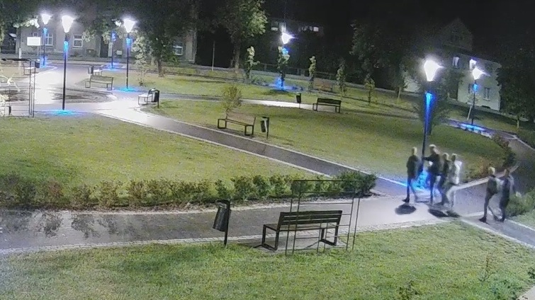 
Wandale uszkodzili fontannę na skwerze przy ul. Armii Krajowej...
