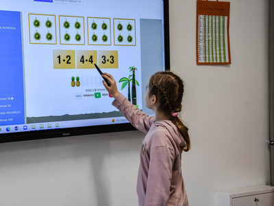 
Nowoczesne ekrany interaktywne dla sławieńskich szkół
