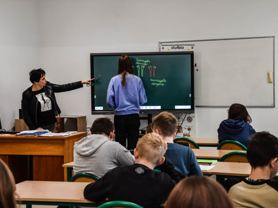 
Nowoczesne ekrany interaktywne dla sławieńskich szkół
