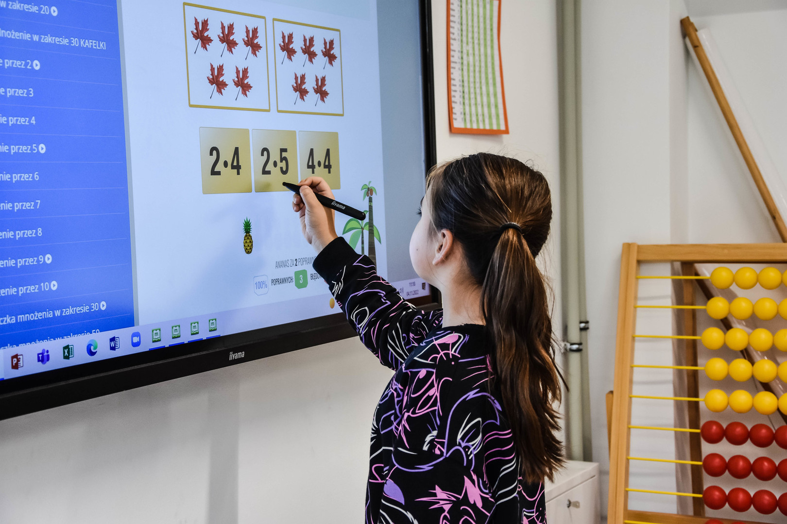 
Nowoczesne ekrany interaktywne dla sławieńskich szkół
