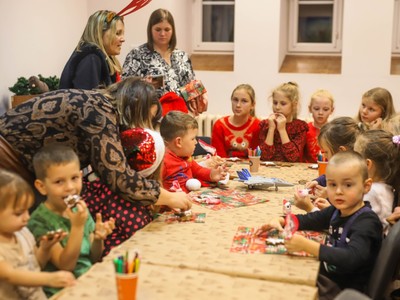 
Pomocnicy Świętego Mikołaja
