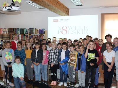 Narodowe Czytanie w Miejskiej Bibliotece Publicznej w Sławnie...