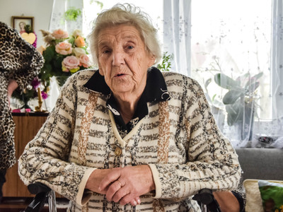 
90. urodziny Reginy Snochowskiej ze Sławna
