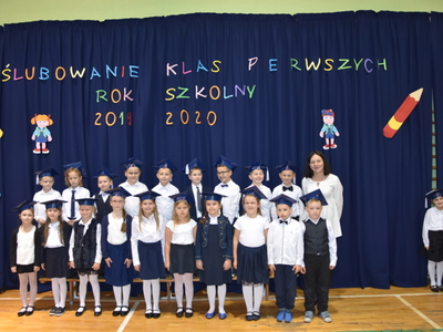 Ślubowanie klas pierwszych w Szkole Podstawowej nr 1